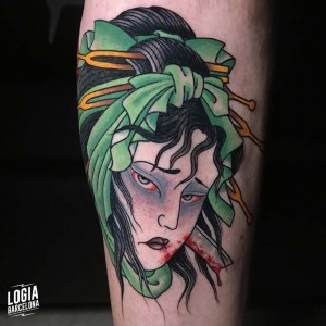 tatuaje_brazo_geisha_logiabarcelona_laia_desole